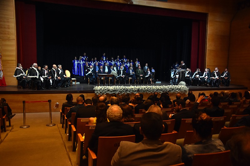 Teatro Maria Sylvia Nunes ficou lotado durante a sessão solene Teatro Maria Sylvia Nunes ficou lotado durante a sessão solene