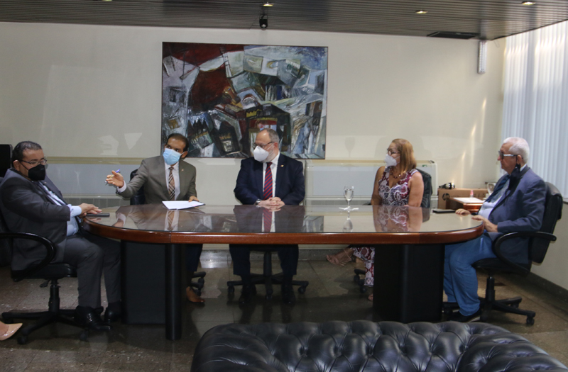 Minuta entregue à Procuradoria-Geral seguirá agora para apreciação do Colégio de Procuradores de Justiça Minuta entregue à Procuradoria-Geral seguirá agora para apreciação do Colégio de Procuradores de Justiça