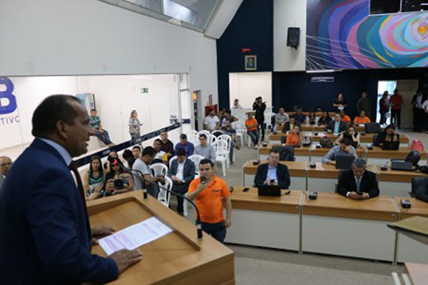 Vereador Toré Lima, presidente da Frente Parlamentar da CMB. Vereador Toré Lima, presidente da Frente Parlamentar da CMB.