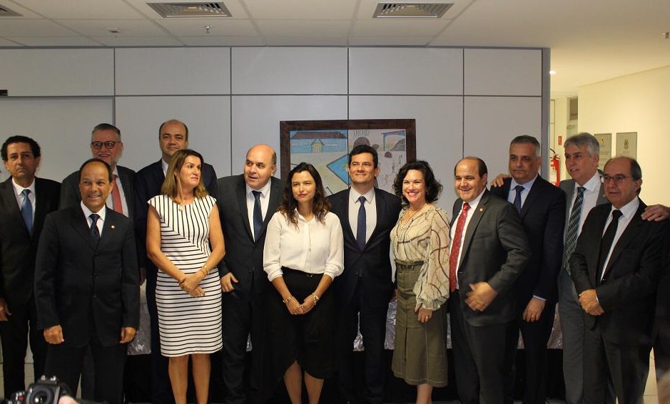 Procuradores-gerais que integram o CNPG, ao final da reunião, com ministro Sérgio Moro Procuradores-gerais que integram o CNPG, ao final da reunião, com ministro Sérgio Moro
