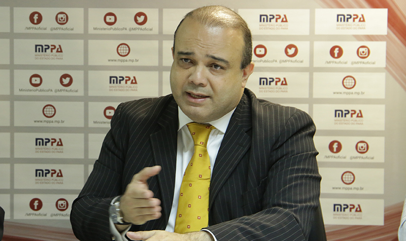 Promotor de Justiça Frederico Oliveira detalha as reclamações feitas por consumidores Promotor de Justiça Frederico Oliveira detalha as reclamações feitas por consumidores