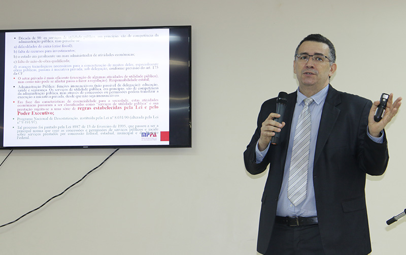 Bruno Backembauer, promotor de Justiça Bruno Backembauer, promotor de Justiça