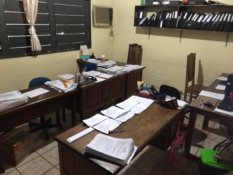 Envio pelo sistema de fichas preenchidas precisa de mais pessoas e equipamentos Envio pelo sistema de fichas preenchidas precisa de mais pessoas e equipamentos