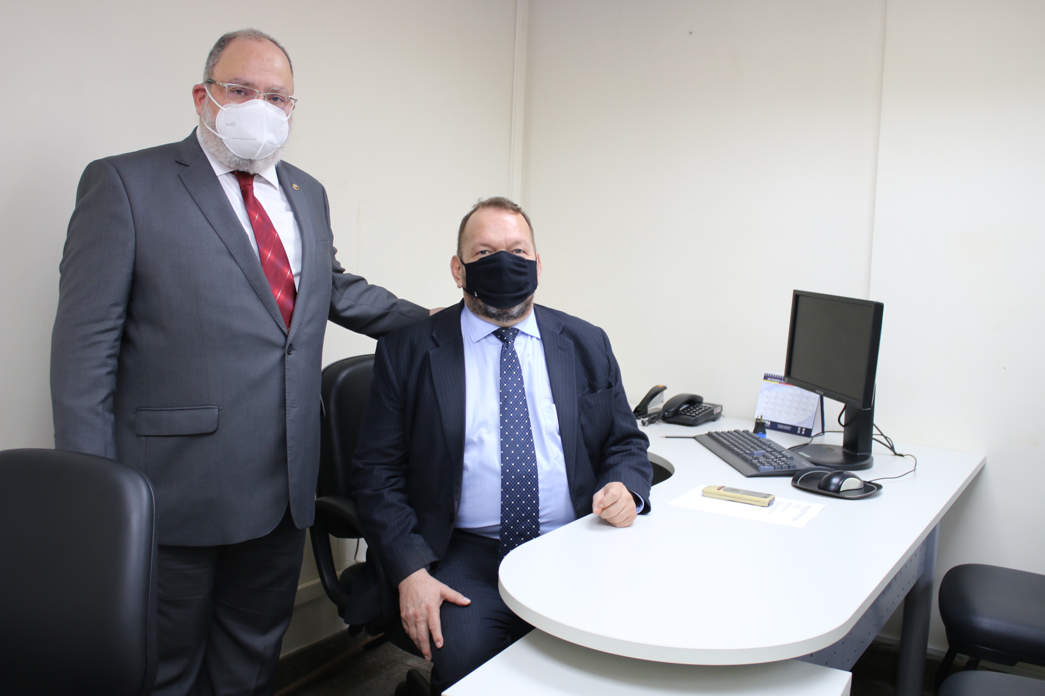 Procurador-Geral de Justiça visita novas instalações dos Centros de Apoio Operacional