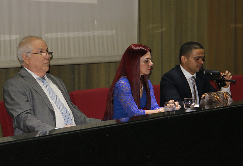 Egídio Salles, membro da Academia Paraense de Letras; Ana Maria Magalhães, promotora de Justiça; André Filocreão, juiz de Direito