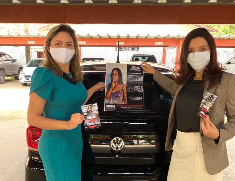 Promotoras de Justiça Paula Gama e Alexssandra Mardegan Promotoras de Justiça Paula Gama e Alexssandra Mardegan