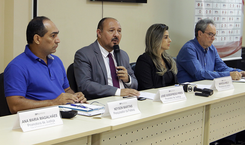Membros do MPPA e técnicos da Fadesp durante entrevista coletiva Membros do MPPA e técnicos da Fadesp durante entrevista coletiva