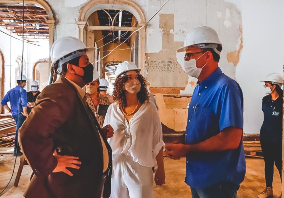 Visita técnica realizada na reforma do Palacete Faciola Visita técnica realizada na reforma do Palacete Faciola