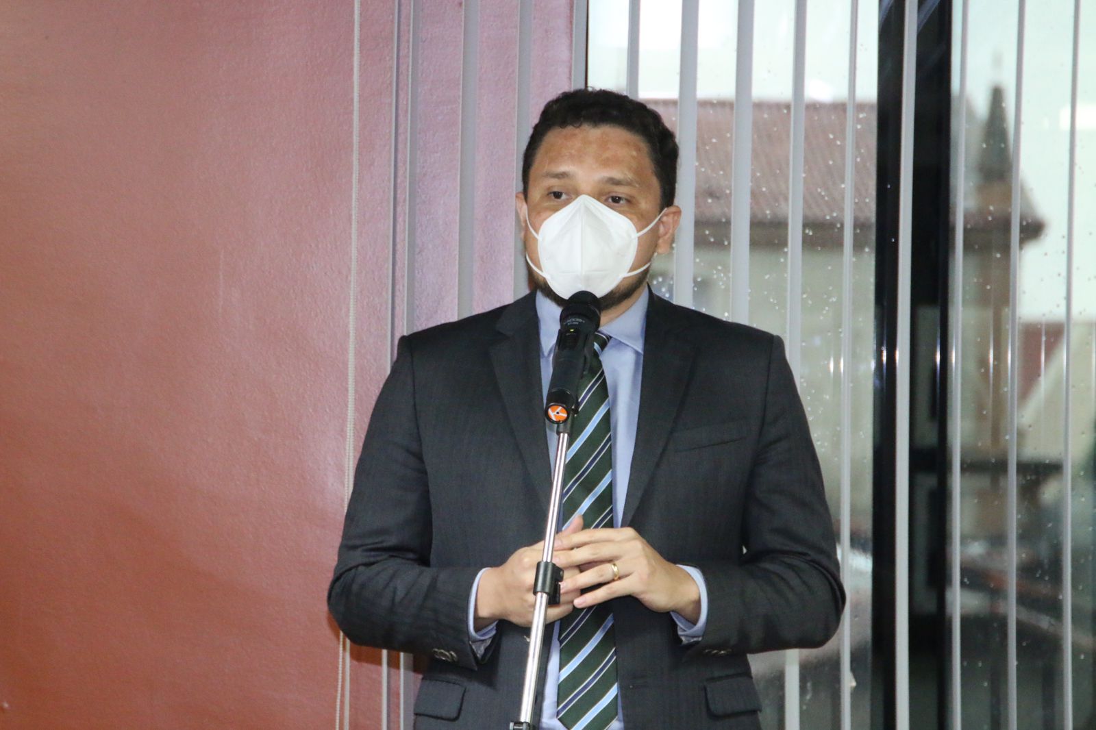 Segundo o Procurador Regional Eleitoral, Felipe Palha, a dinâmica incentiva a elaboração de planejamentos mais eficientes, principalmente se levarmos em consideração que cada equipe assumirá suas funções um ano antes das votações” Segundo o Procurador Regional Eleitoral, Felipe Palha, a dinâmica incentiva a elaboração de planejamentos mais eficientes, principalmente se levarmos em consideração que cada equipe assumirá suas funções um ano antes das votações”
