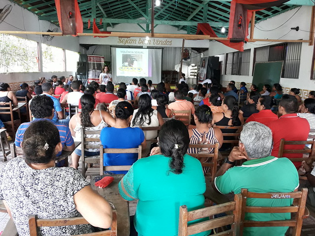 Vários estudantes e responsáveis de alunos participaram do encontro com o MPPA Vários estudantes e responsáveis de alunos participaram do encontro com o MPPA
