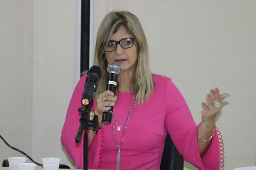 pj Elaine Castelo.jpg