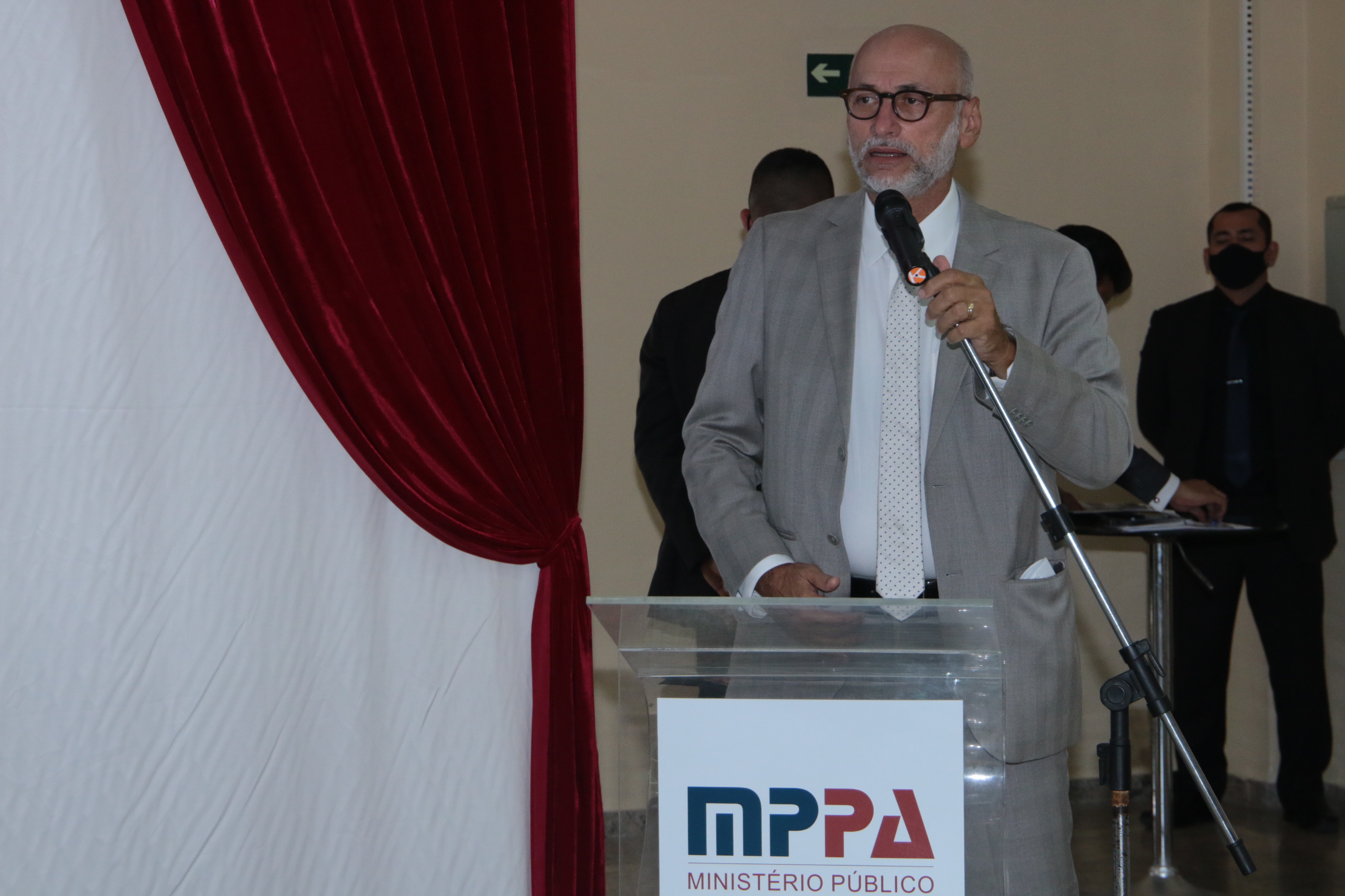 A Galeria integra ações da Comissão de Organização e Estruturação do Projeto Memória, coordenado pelo procurador de Justiça Jorge de Mendonça Rocha.
