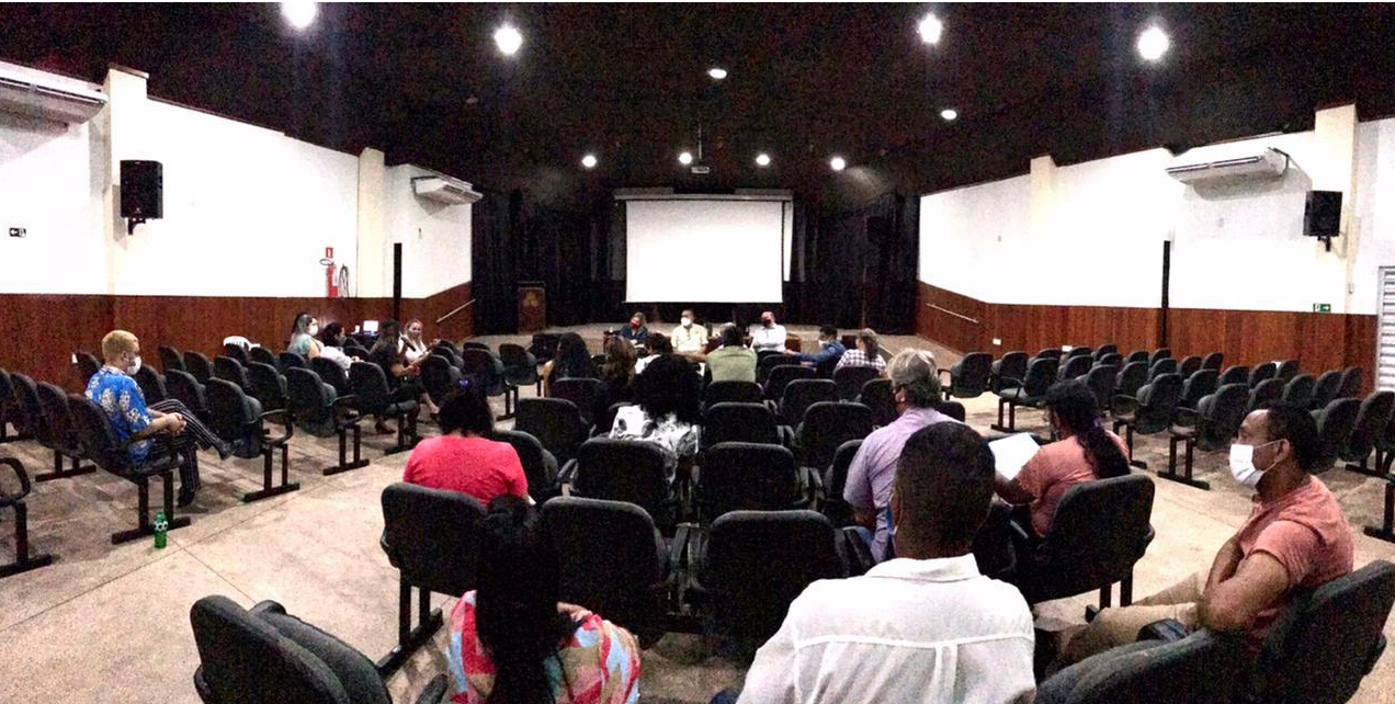 Movimentos sociais e representantes de sociedade civil participaram do evento