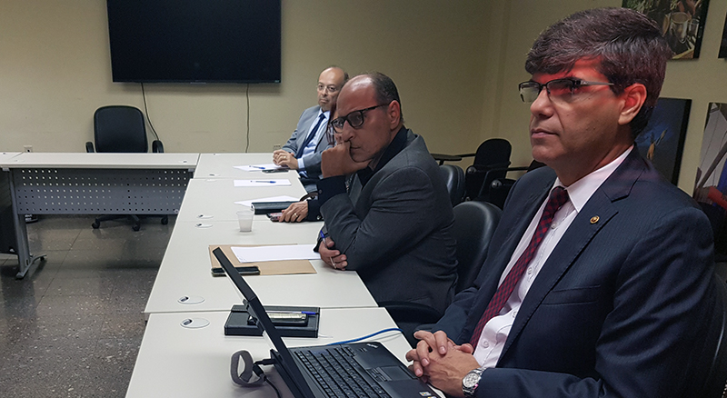 Promotores de Justiça do MPPA ouvem os relatos dos especialistas do MNPCT Promotores de Justiça do MPPA ouvem os relatos dos especialistas do MNPCT